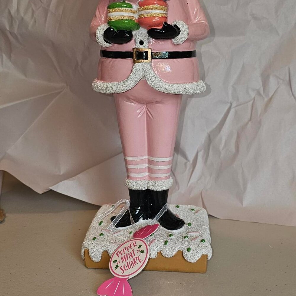 Peppermint Square Santa - Picture 6 of 6